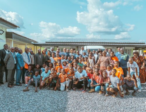 L’État gabonais et Eramet Comilog consolident leur partenariat à travers deux projets sociaux